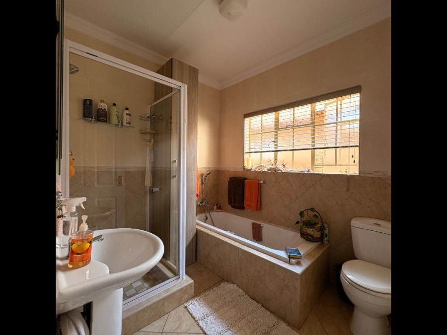 3 Bedroom Property for Sale in Flimieda North West